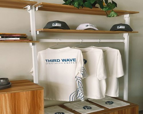 CROWN logo T-shirt product display